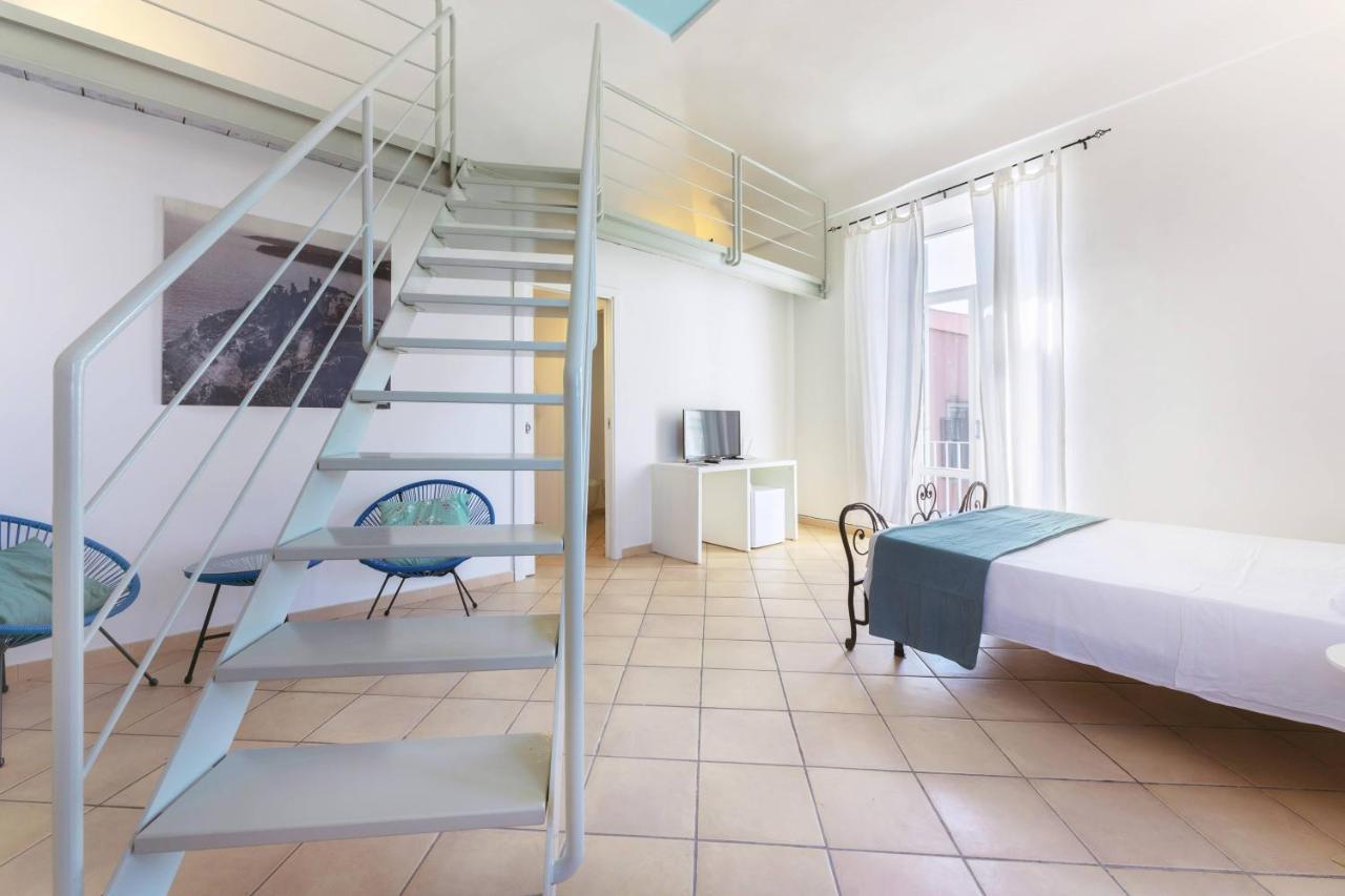 Palazzo Attila - Gioia Apartments Procida Buitenkant foto