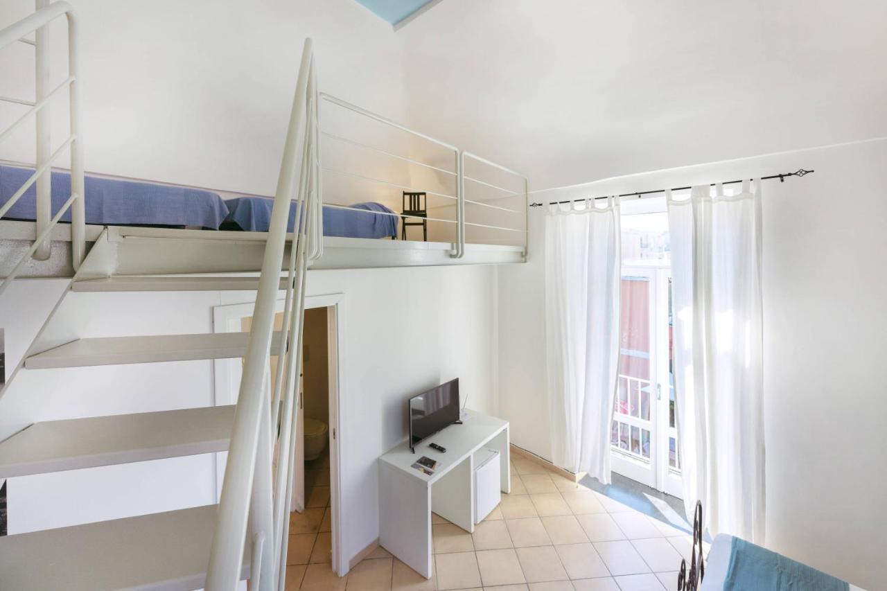 Palazzo Attila - Gioia Apartments Procida Buitenkant foto