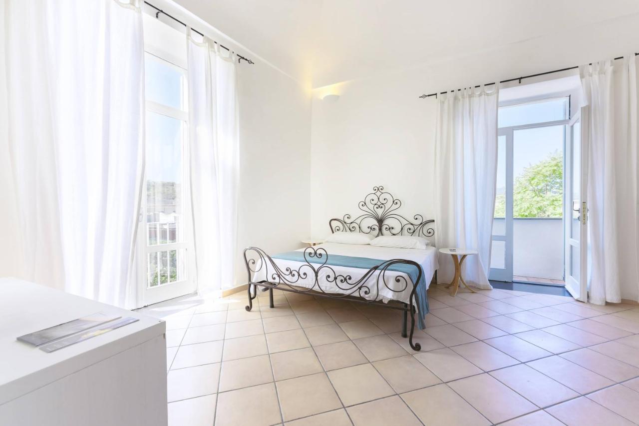 Palazzo Attila - Gioia Apartments Procida Buitenkant foto