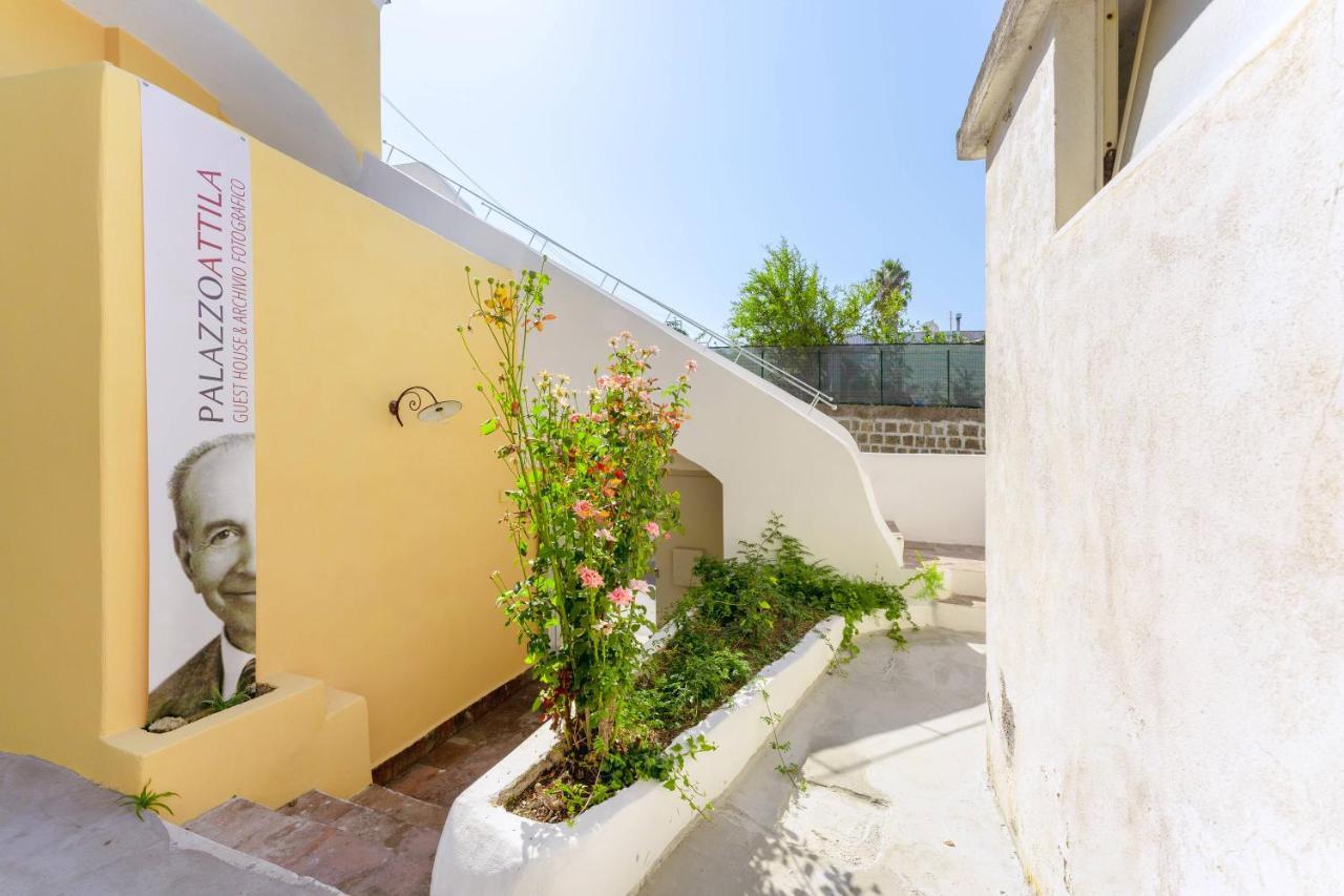 Palazzo Attila - Gioia Apartments Procida Buitenkant foto