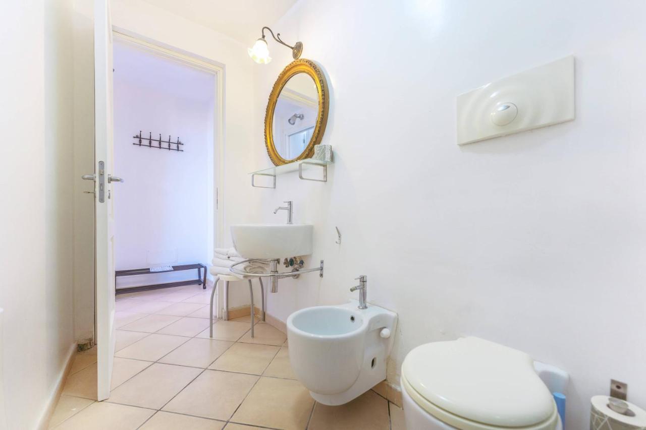 Palazzo Attila - Gioia Apartments Procida Buitenkant foto