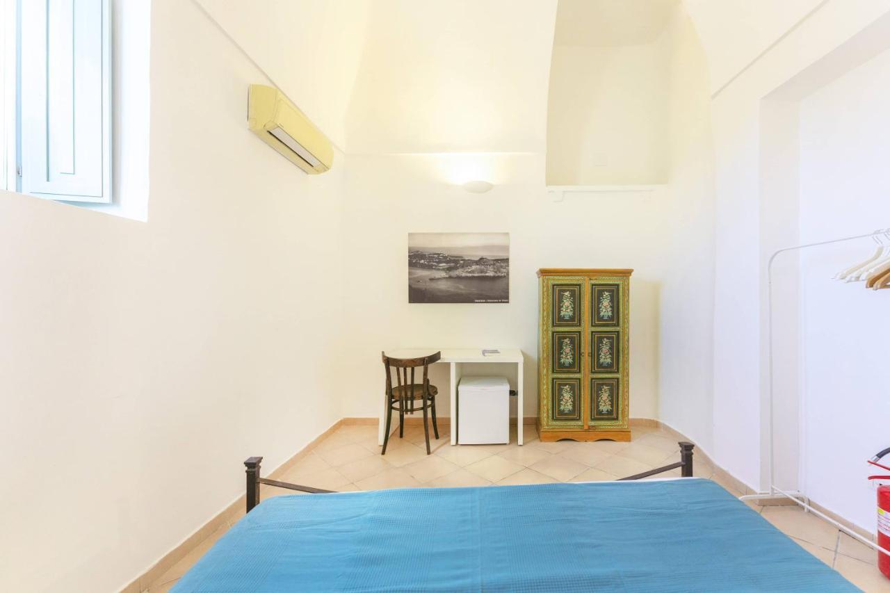 Palazzo Attila - Gioia Apartments Procida Buitenkant foto